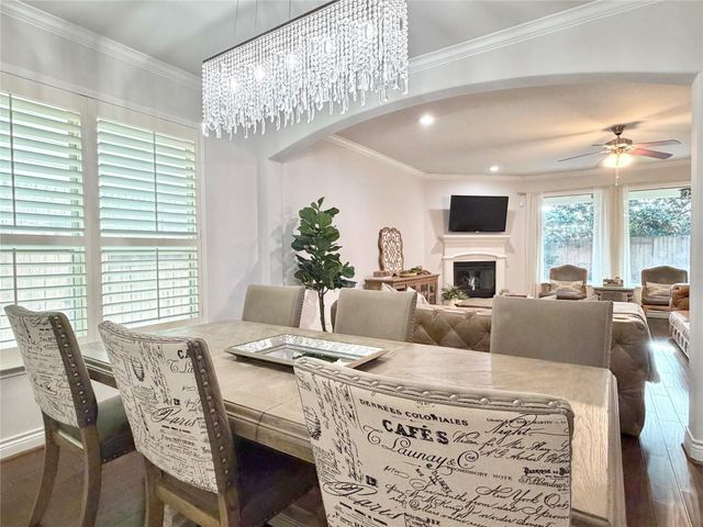 572 Southampton Lane, League City, TX 77573