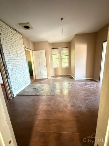 4286 Ebenezer Road, Green Twp, OH 45248