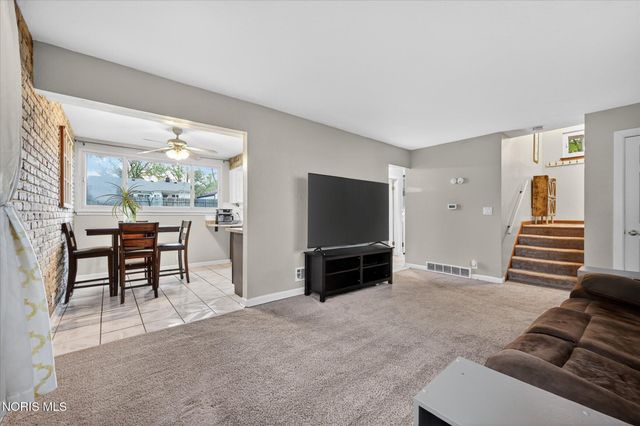 1216 Cady Street, Maumee, OH 43537
