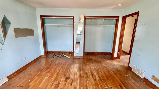 1565 N Teakwood Drive, Stevensville, MI 49127