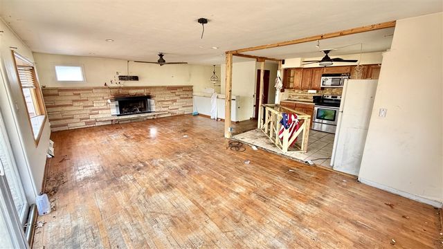 1565 N Teakwood Drive, Stevensville, MI 49127