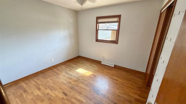 1565 N Teakwood Drive, Stevensville, MI 49127