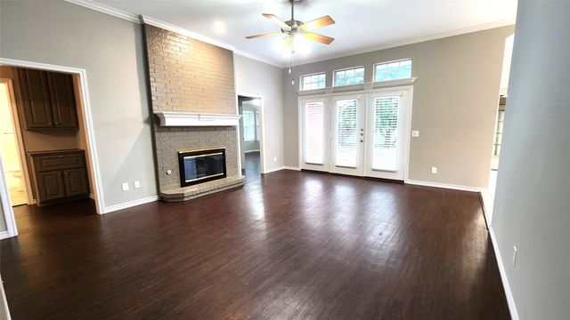 3817 Yellowstone Place, Denton, TX 76209