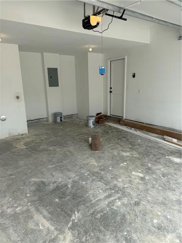 3325 NE 87th Street 17B, Kansas City, MO 64156