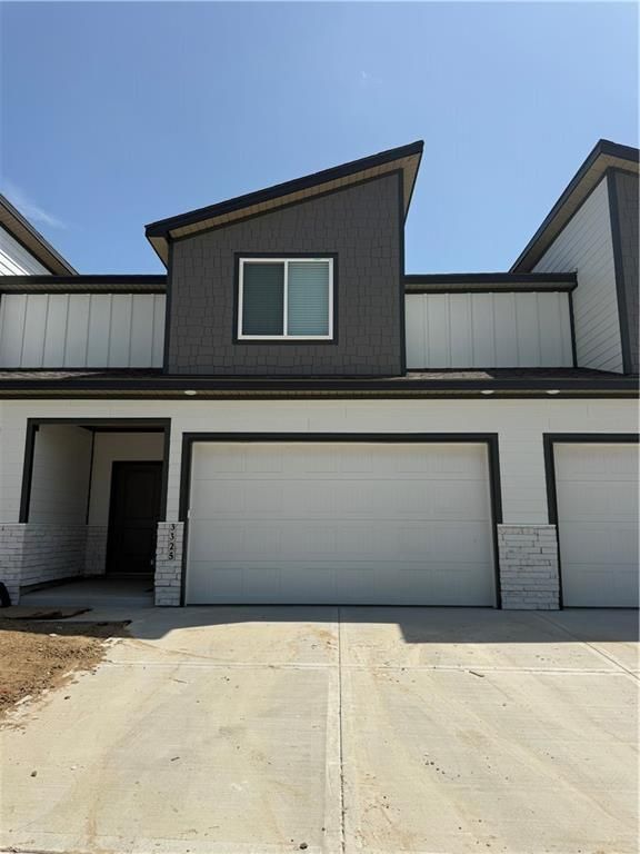 3325 NE 87th Street 17B, Kansas City, MO 64156