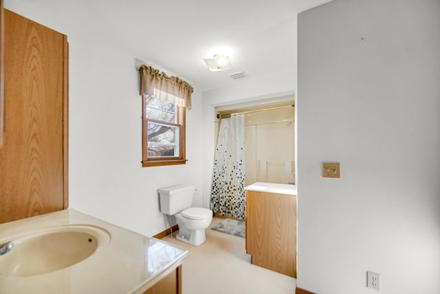 32670 Chicago Trail, New Carlisle, IN 46552