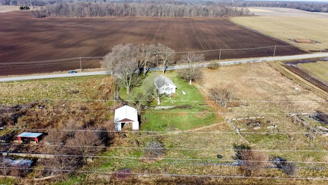 32670 Chicago Trail, New Carlisle, IN 46552