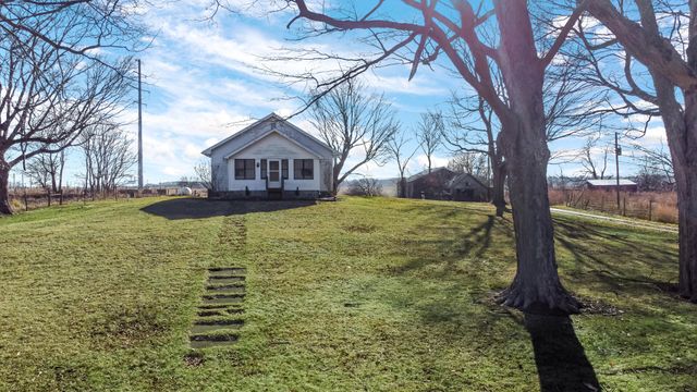 32670 Chicago Trail, New Carlisle, IN 46552