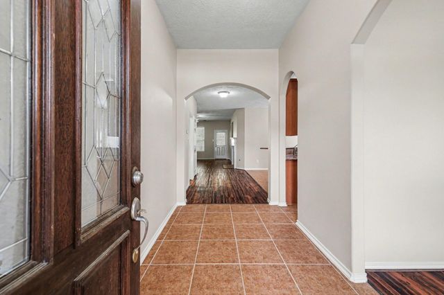 25614 Saddlebrook Village Drive, Tomball, TX 77375