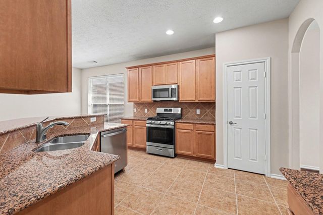 25614 Saddlebrook Village Drive, Tomball, TX 77375