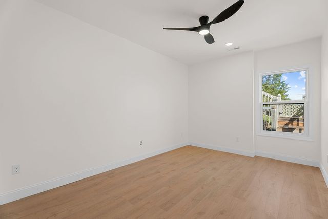 129 Treehouse Lane, Branson, MO 65616