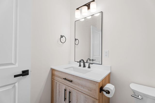 129 Treehouse Lane, Branson, MO 65616