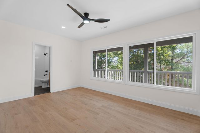 129 Treehouse Lane, Branson, MO 65616