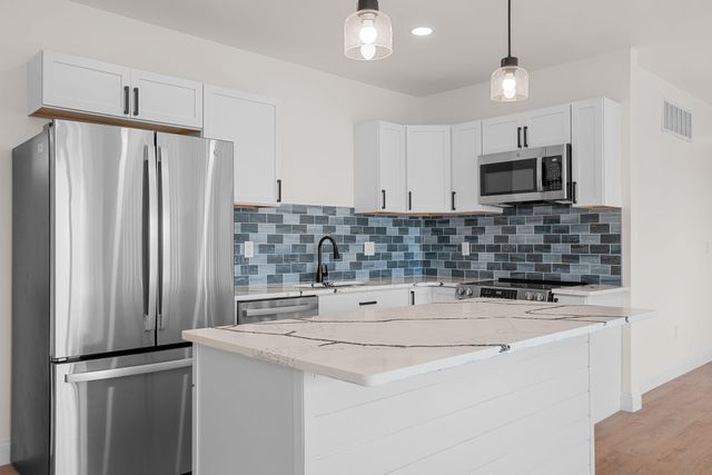 129 Treehouse Lane, Branson, MO 65616