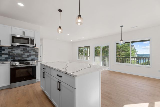 129 Treehouse Lane, Branson, MO 65616