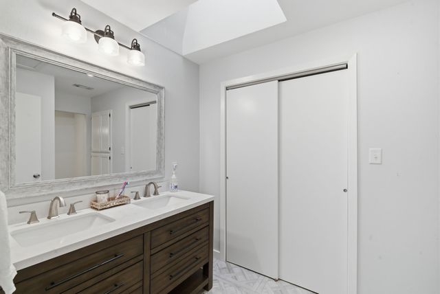 28 Lake Point Drive, Gordon, TX 76453