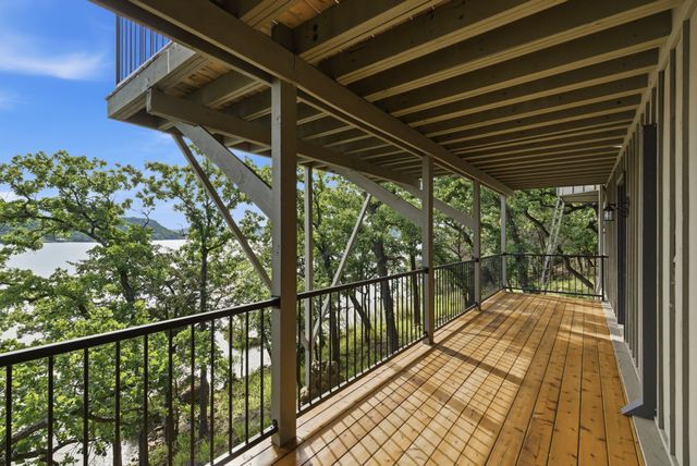 28 Lake Point Drive, Gordon, TX 76453