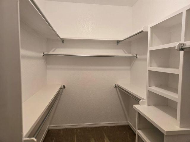 9020 N Timberview Drive, Midwest City, OK 73130