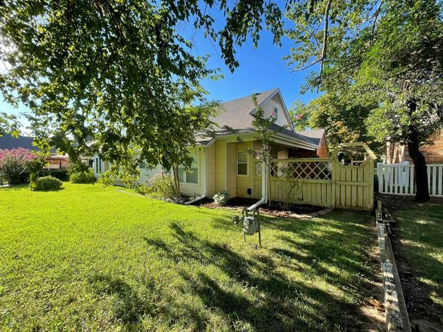 9020 N Timberview Drive, Midwest City, OK 73130