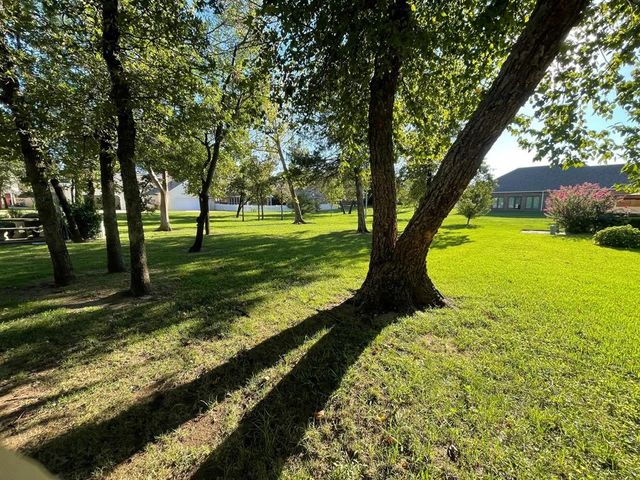 9020 N Timberview Drive, Midwest City, OK 73130