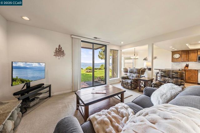 8016 N Lake Blvd, Kings Beach, CA 96143