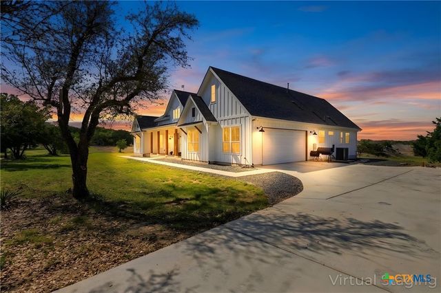 300 County Road 220, Florence, TX 76527