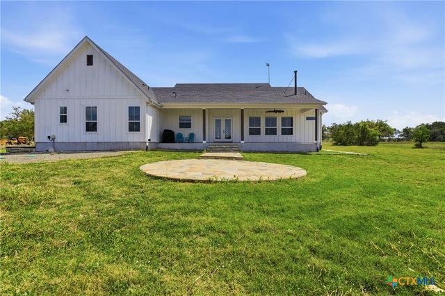 300 County Road 220, Florence, TX 76527