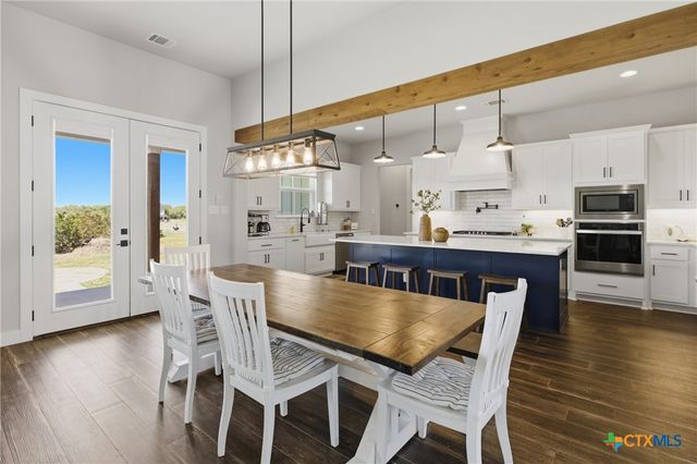 300 County Road 220, Florence, TX 76527