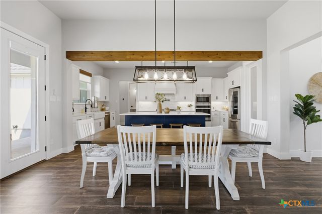 300 County Road 220, Florence, TX 76527