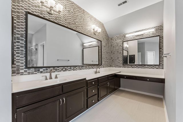 8544 Cartney Court, Dublin, OH 43017