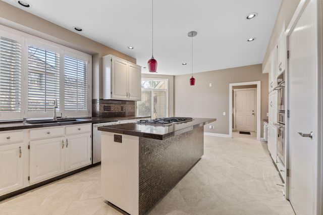 8544 Cartney Court, Dublin, OH 43017