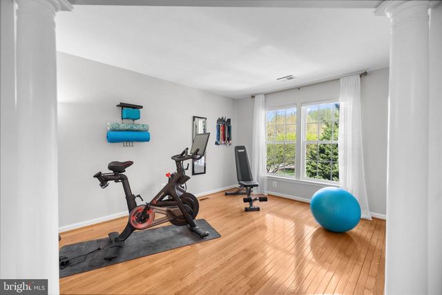 6909 TANGLEWOOD DR, Warrenton, VA 20187