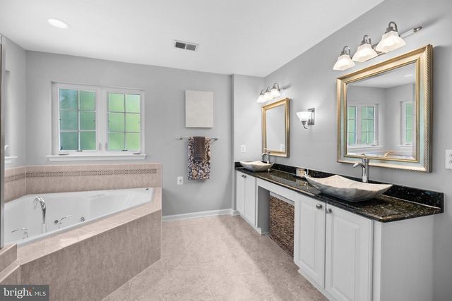6909 TANGLEWOOD DR, Warrenton, VA 20187