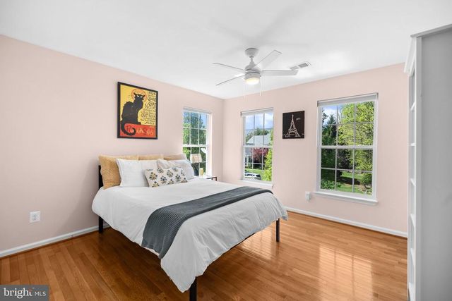 6909 TANGLEWOOD DR, Warrenton, VA 20187