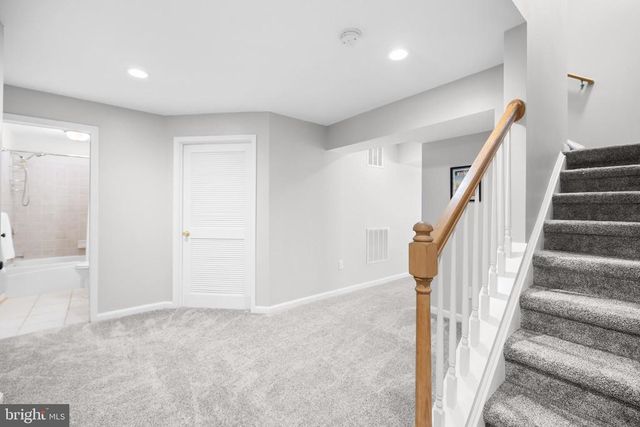 6909 TANGLEWOOD DR, Warrenton, VA 20187