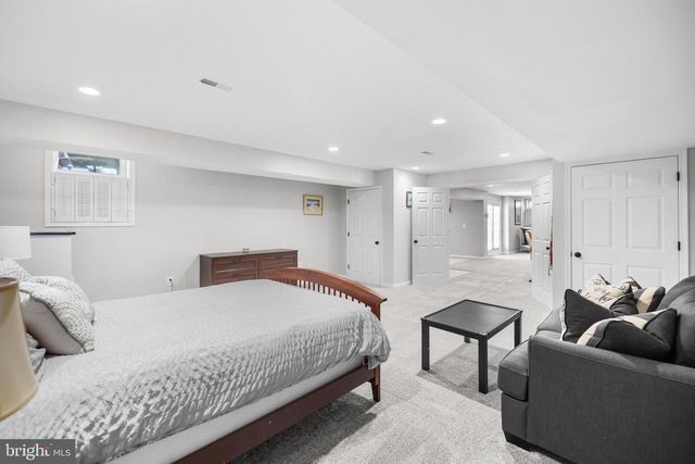 6909 TANGLEWOOD DR, Warrenton, VA 20187
