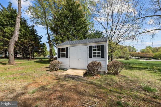 6909 TANGLEWOOD DR, Warrenton, VA 20187