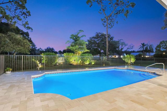 21878 OLD BRIDGE Trail, Boca Raton, FL 33428