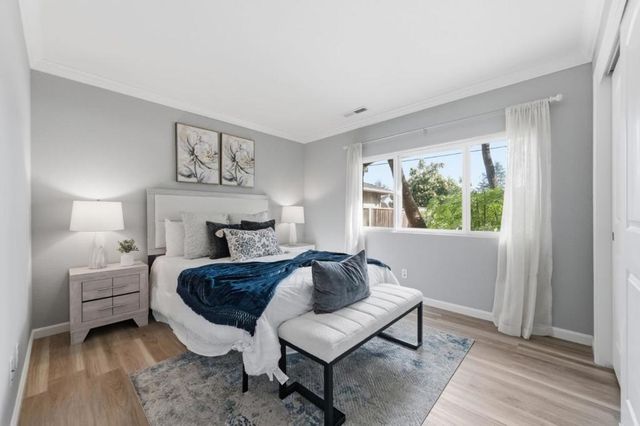 61 N Leigh Avenue, Campbell, CA 95008