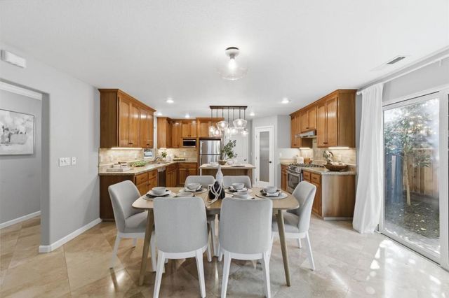 61 N Leigh Avenue, Campbell, CA 95008