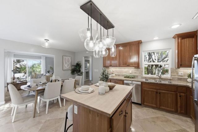 61 N Leigh Avenue, Campbell, CA 95008