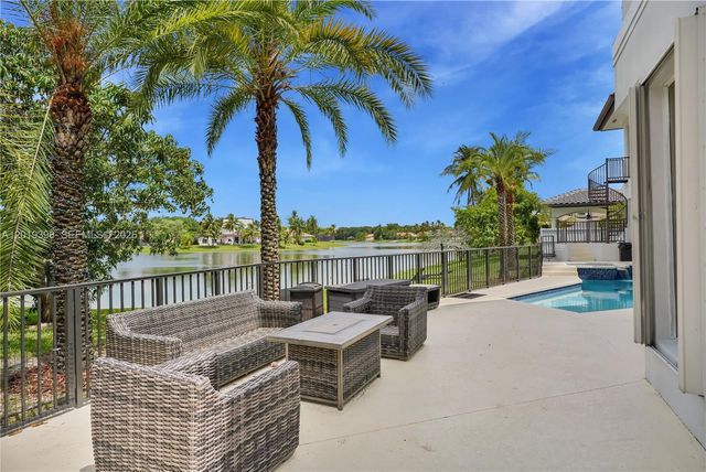 14332 Ardoch Place -, Miami Lakes, FL 33016