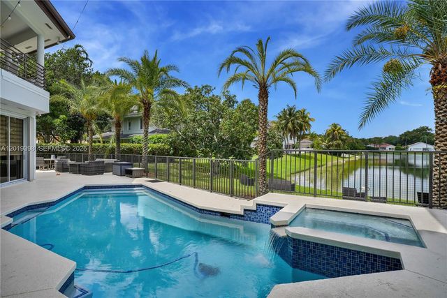 14332 Ardoch Place -, Miami Lakes, FL 33016