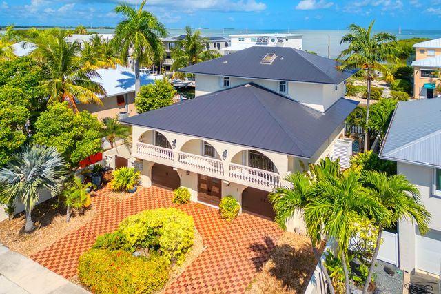 27 Evergreen Avenue, Key Haven, FL 33040