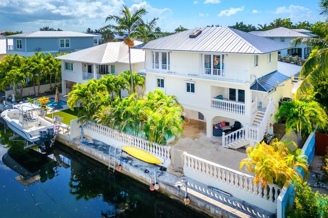 27 Evergreen Avenue, Key Haven, FL 33040