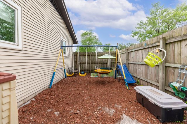 9419 Saric Drive, Highland, IN 46322
