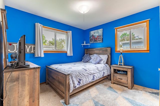 9419 Saric Drive, Highland, IN 46322
