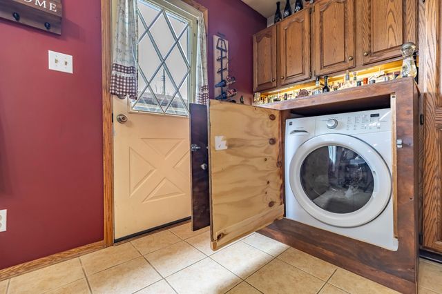9419 Saric Drive, Highland, IN 46322