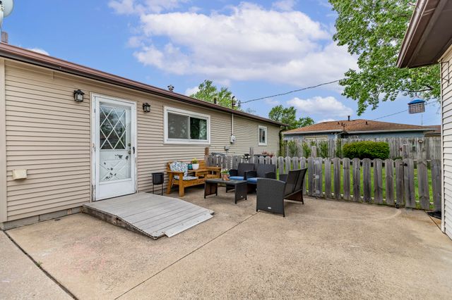 9419 Saric Drive, Highland, IN 46322