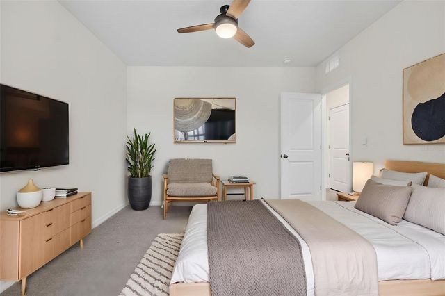 33105 MAJOR OAK DRIVE, Wesley Chapel, FL 33545